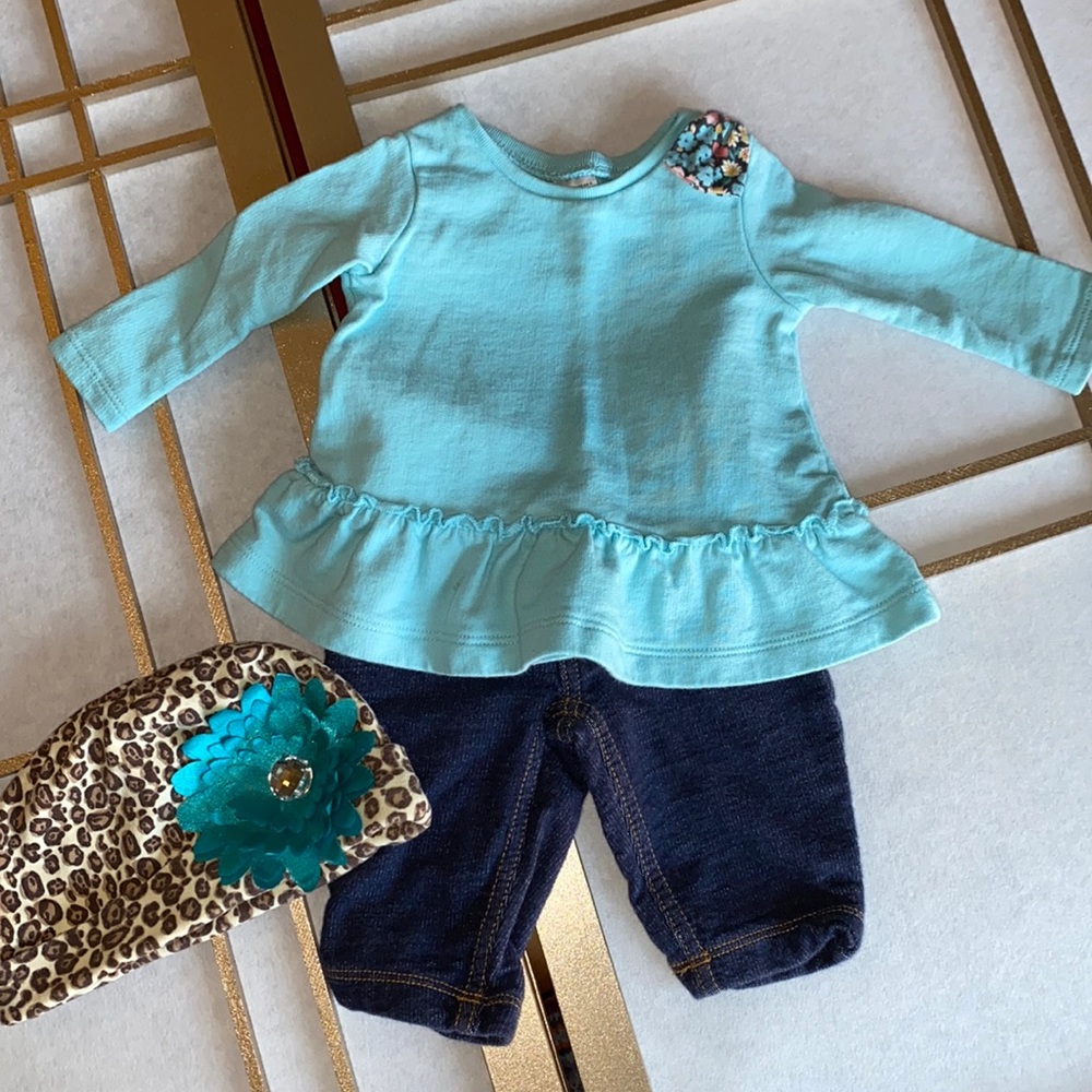 5/$25 9 piece baby girl bundle. - Picture 10 of 15